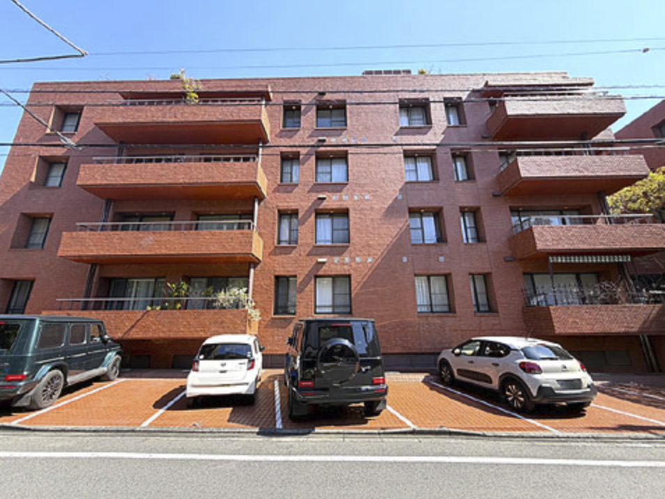 Toko Takahara Pea City