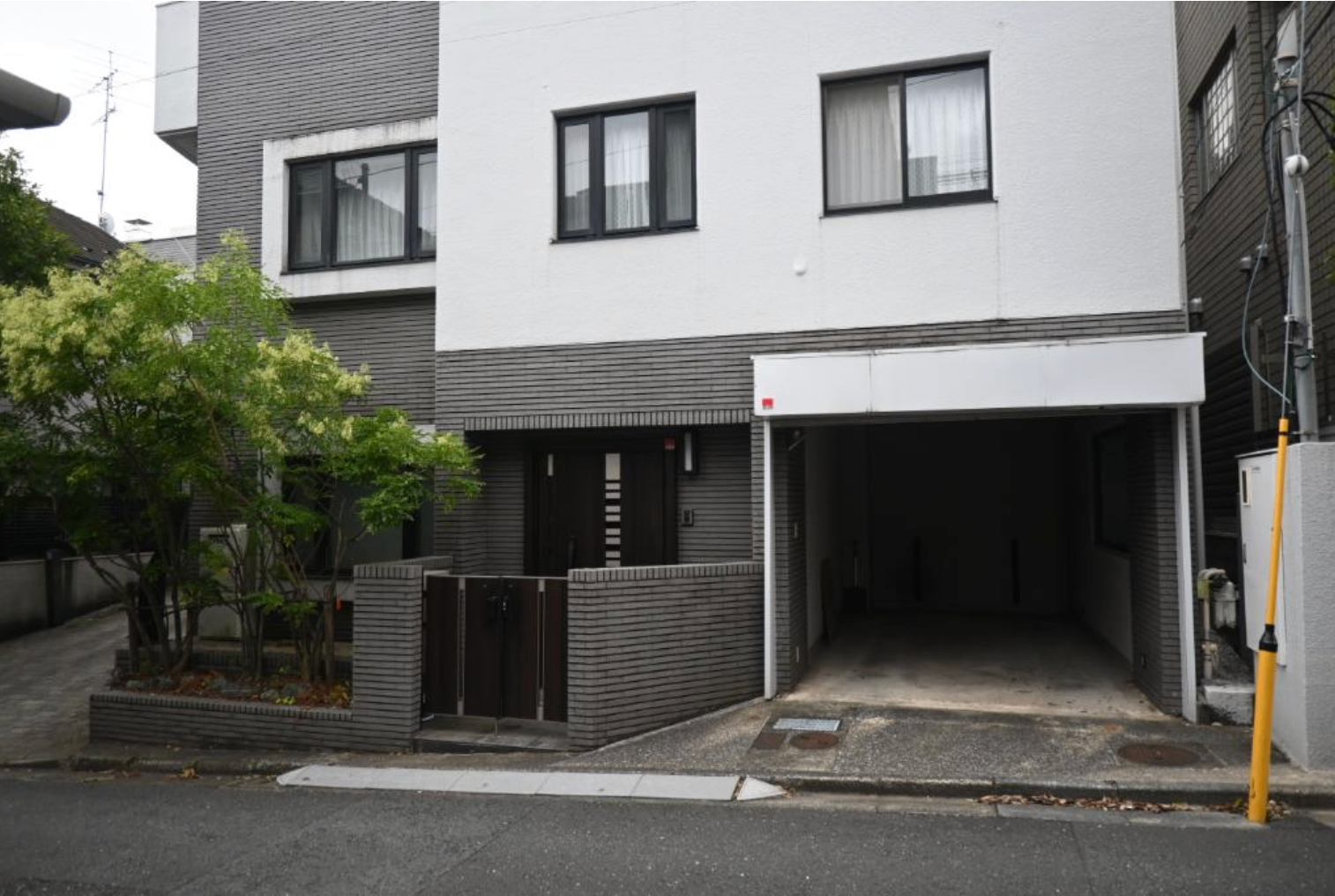 Royal Stage Ichigaya (Town House)
