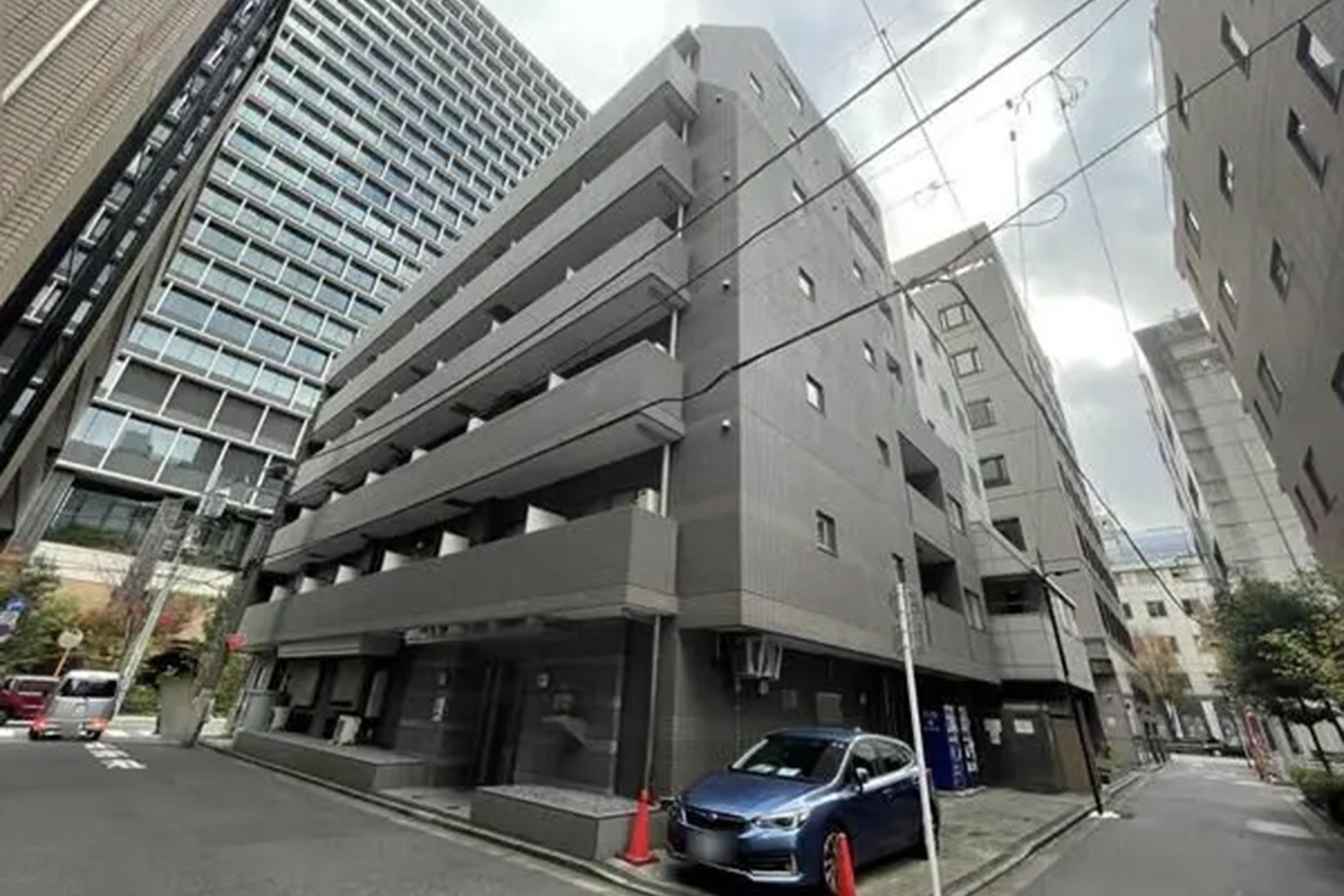 Palais Studio Ochanomizu Surugadai Sanbankan